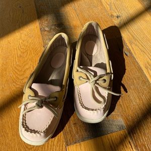 G.H. Bass & Co shoes size 6